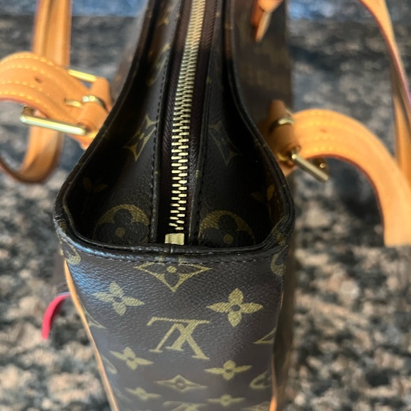 Louis Vuitton Multiplicite. Guaranteed authentic. - Picture 8 of 14